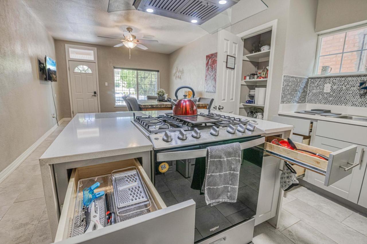 Close To All, Restful Duplex A In Downtown, Utep, Hospitals Ел Пасо Екстериор снимка