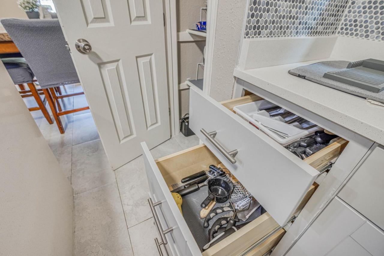 Close To All, Restful Duplex A In Downtown, Utep, Hospitals Ел Пасо Екстериор снимка