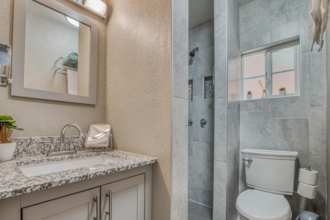 Close To All, Restful Duplex A In Downtown, Utep, Hospitals Ел Пасо Екстериор снимка