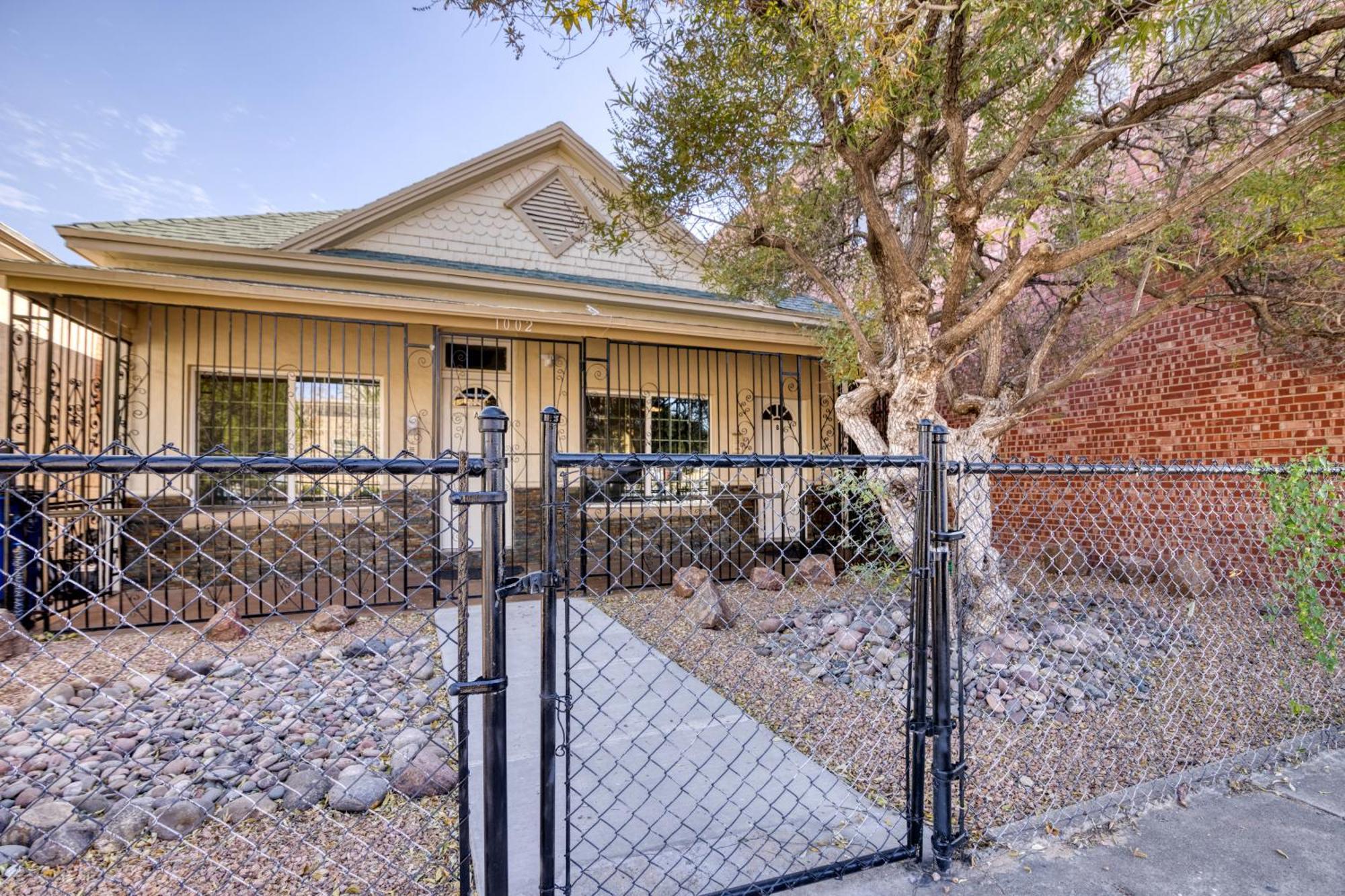 Close To All, Restful Duplex A In Downtown, Utep, Hospitals Ел Пасо Екстериор снимка